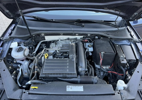 Volkswagen Passat cena 69900 przebieg: 138360, rok produkcji 2017 z Malbork małe 172